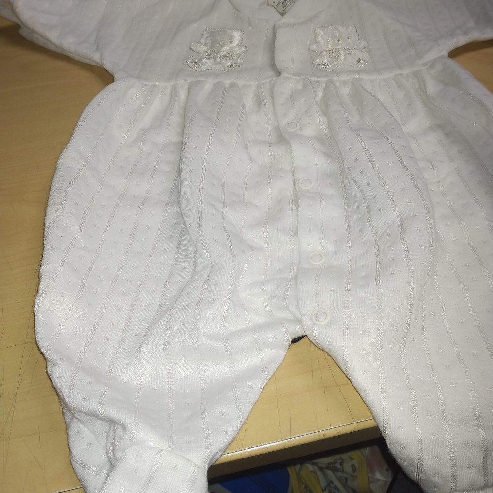 Baby 0-3mo Bundle - Picture 8 of 10